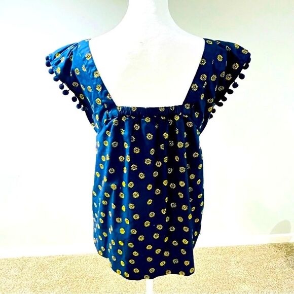 J.Crew Cotton Poplin Square Neck Navy and Yellow Daisy Print Pom-Pom Top  Size 6 - Picture 3 of 9